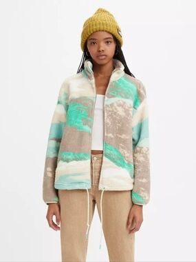 NWOT Levis Atlas Sherpa Sweatshirt Sz S